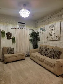 The Royal Zen Den - Image 3