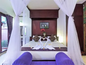 Private villa with swimming pool - Image 4