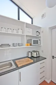 “The Studio” - inside/outside modern living - Image 3
