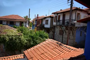 Renovated Old Manor House With Yard - Image 4