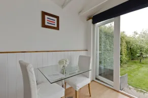 Riverside Cottage From 1088 Per Night - Image 2