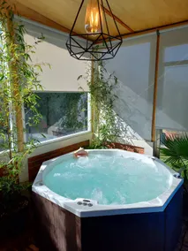 JADE HOUSE Jacuzzi garden-11 guests - Image 5
