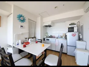 29th floor, room with hammock and record player, superb view, 2-minute walk to the subway, many convenience stores, accommodates up to 5 people - Image 5