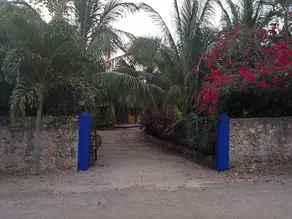 THE HOUSE OF STONE AND COLORS AT CXHICHEN ITZA - Image 3