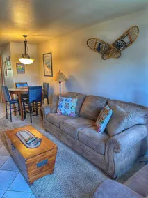 Alpine Getaway- Close to 4 ski resorts! Hot tubs - Image 4