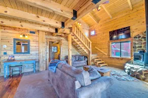 Pet-Friendly Cloudcroft Cabin: Walk to Shop, Food - Image 3