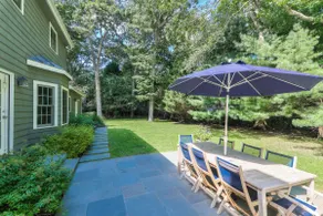 Sparkling Clean Home with Beautiful Landscaping! - Image 3