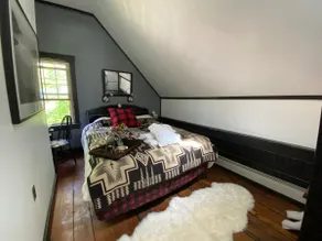 Gothic Victorian Carriage House Apartment - Image 3