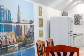 Central Clean City Apartment with Game Console! - Image 2
