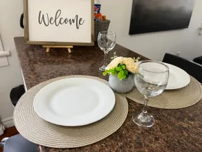 Byward Market Ottawa Beautiful One Bedroom #4 - Image 5