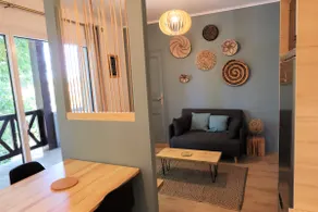 Quiet apartment in residence with pool - Image 5