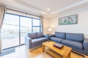 Snow Pine Apartment - Image 3