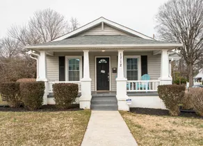 2B/1B Bungalow <5 min UNCG, Coliseum/GAC, downtown - Image 4