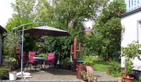 Apartment with bathroom & single kitchen + garden use - Image 4