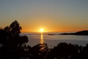 THE LOFT @ Bay of Fires Seascape - Image 3