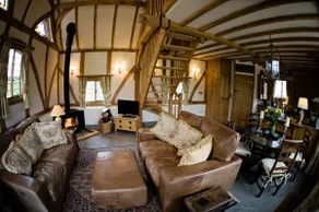 Ebony Cottage - Image 3