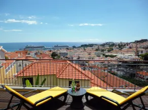 Luxury Apartment Living Funchal - Image 2