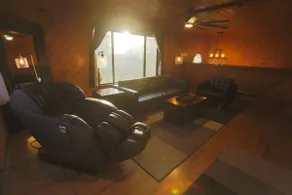 4 Bed Luxury Canyon Retreat | HotTub | EV Charger - Image 4