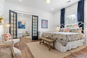 Luxurious & Classic Southern Style, Sleeps 10 - Image 4