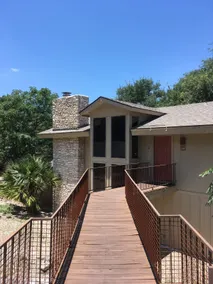 Treehouse for year-round getaway! - Image 3
