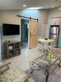 Serene, quaint private room with kitchen and bath. - Image 2