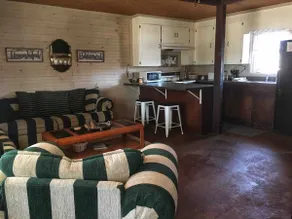 Little Rustic Retreat - Image 5