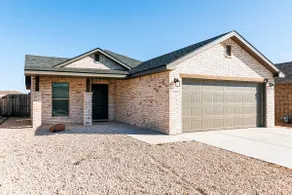 Corporate 3BR/2BA House w/Furnished Living - Image 2