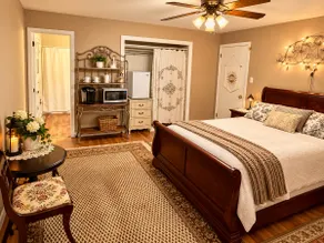 Sunset House - Image 3