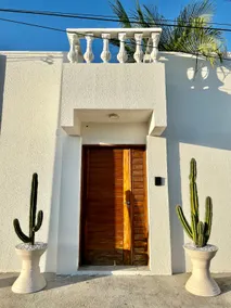 Cinematographic Villa - Image 3