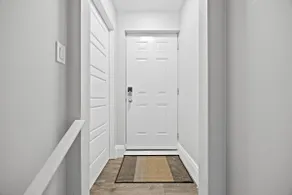 *New Chic 2Bed/2Bath in Paris, Brant* - Image 5
