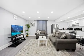 *New Chic 2Bed/2Bath in Paris, Brant* - Image 4