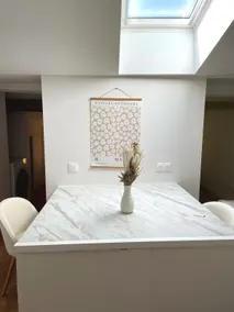 Causseum: modern and refined studio - Image 3