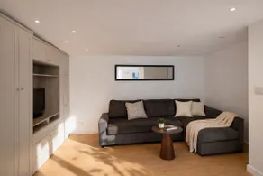 Studio in Greenford - 20 mins to Heathrow or London - Image 2