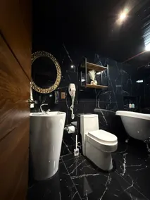 Suite with beautiful Jacuzzi and terrace - Image 2