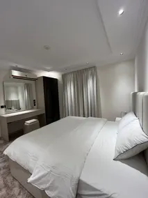 Apartment A21 with self check-in and hotel furniture - Image 2