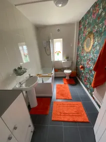 Cosy Escape full of character. - Image 2