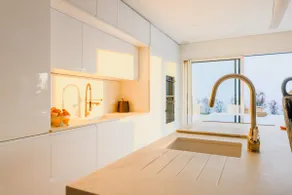 Luxury air-conditioned villa with pool, close to the sea - Image 5
