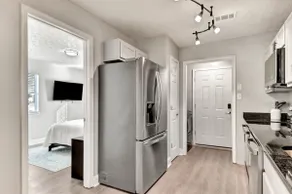 *Modern Athens Escape 4br/3ba* - Image 3