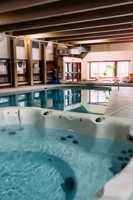 Secluded Hilltop Hideaway Resort Access & Hot Tub - Image 5