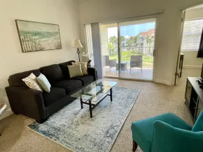Relaxing Condo with Heated Pool - Image 2