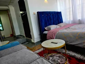 Studio Penthouse By Villaroma - Image 2