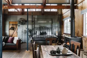 Liptrap Loft, Design Cabin by Dufflebird Getaways - Image 3