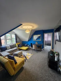 Vibrant|4Beds|Sleeps6|FreeParking - Image 4