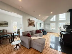 Where Driftwood Rests | Coastal Stay | Sleeps 6 - Image 2