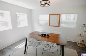 Monthly Rates, 2 BRs, Queen Beds, Central Location - Image 4