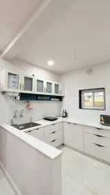 Newly Renovated AC 2BHK - Image 5