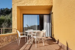 VRM – With Pool Views + Private Terrace - Image 4