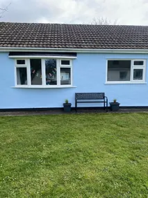 37 Gower holiday village Ty Seren Cosy 2 bedroom chalet with a seasonal indoor pool - Image 3