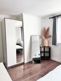 Quiet Flat in Cambridge - Image 2
