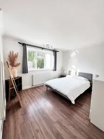 Quiet Flat in Cambridge - Image 4